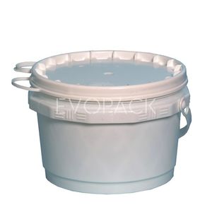 seau en plastique 1