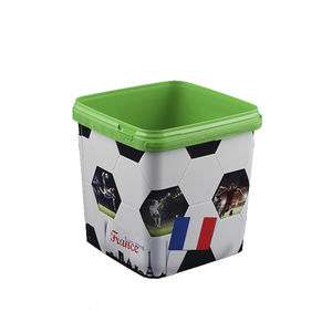 seau en plastique
