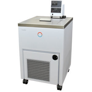 cryostat à circulation