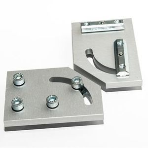 articulation pivotante pour assemblage de profilés