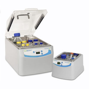 bain-marie de laboratoire 1