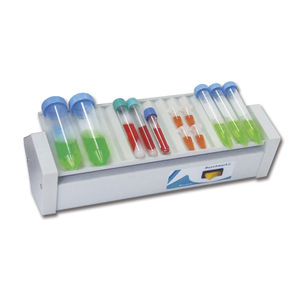 agitateur de laboratoire basculant 1