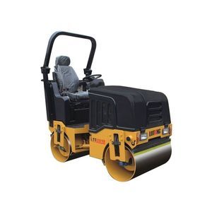 rouleau compresseur vibrant