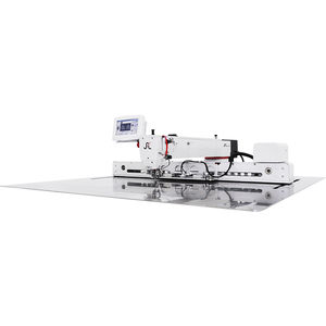 machine à coudre à une aiguille 1