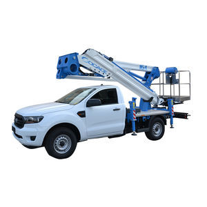 nacelle articulée montée sur camion 1