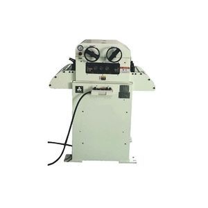 machine à redresser pour pièce métallique 1