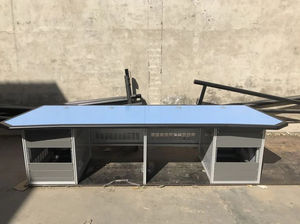 table de travail avec tiroirs