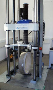 machine d'essai de compression
