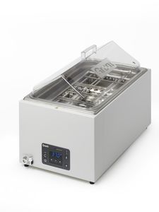 bain-marie de laboratoire