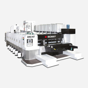machine de découpe à l'emporte pièce 1