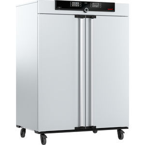 incubateur de laboratoire 1