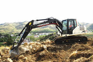 pelleteuse intermédiaire / sur chenilles / Tier 4 final / pour chantier de construction