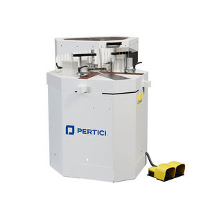 sertisseuse pour profilés en aluminium 1