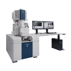 microscope électronique à balayage à émission de champ