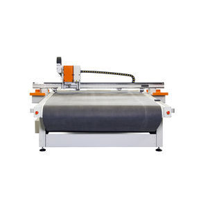 détoureuse CNC