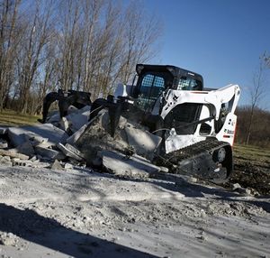 chargeuse compacte à chenilles 1