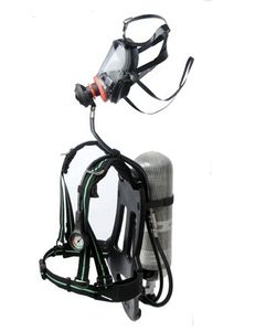 casque avec respirateur 1