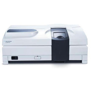 spectrophotomètre UV-Vis-NIR