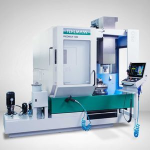 centre d'usinage CNC 5 axes 1