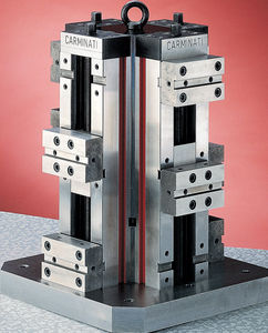 étau pour machine-outil / vertical / 4 faces / en acier