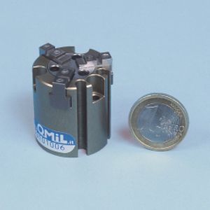 pince de préhension pneumatique / concentrique / à 3 mâchoires / auto-centreuse