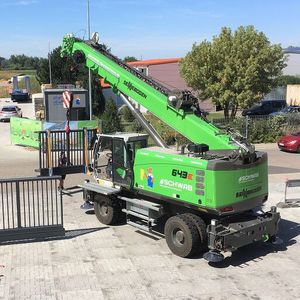 grue télescopique