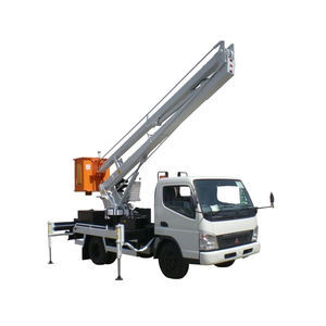 nacelle articulée sur camion