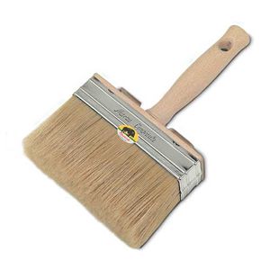 pinceau avec manche en bois