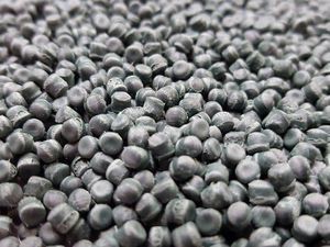 composite carbonate de calcium/polymère en granulé