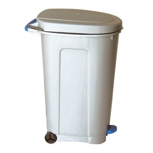 poubelle en plastique