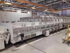 machine de dépôt par pulvérisation cathodique horizontale en ligne