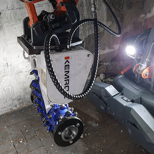 système d'entraînement hydraulique rotatif