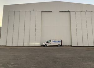 porte de hangar