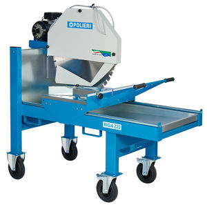 machine à scier circulaire