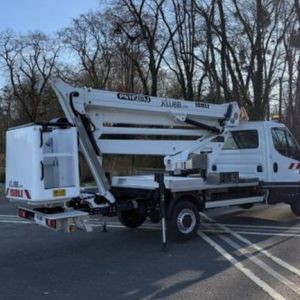 nacelle articulée sur camion 1