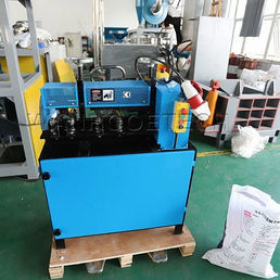 machine à couper et dénuder de câbles