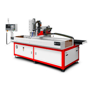 perceuse-taraudeuse CNC