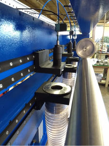machine de perforation pour film plastique 1