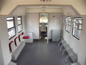 revêtement de sol pour train fibre de verre