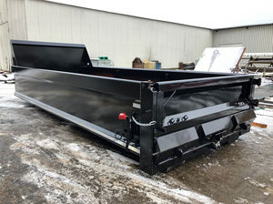 dumper monté sur tracteur
