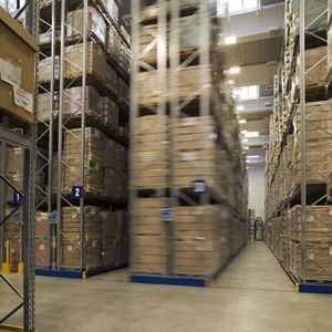 système de rack pour entrepôt de stockage