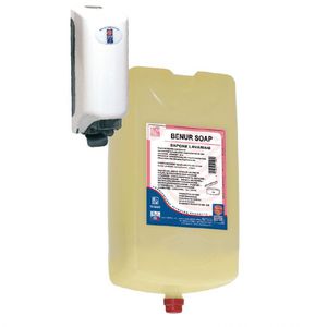 produit de nettoyage moussant