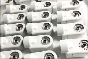 bâti et cartérisation de machine en aluminium