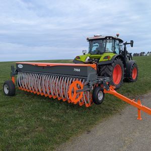 outil de forage pour tracteur