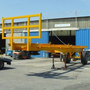 semi-remorque à plateau