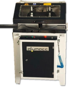 machine de découpe pour PVC