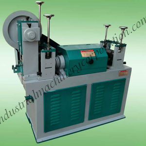 machine à redresser et à couper pour fils
