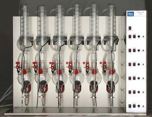 distillateur de laboratoire