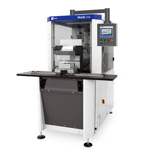 machine de moulage pour élastomères 1