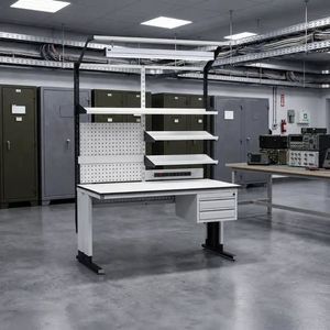 poste de travail pour assemblage